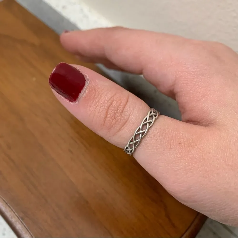 Celtic Knots Ring 925 Sterling Silver size 9 - Picture 4 of 5